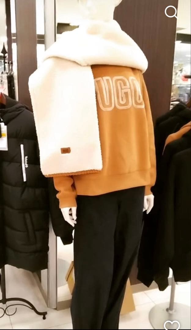 UGG トレーナー グレー XL 今季完売！