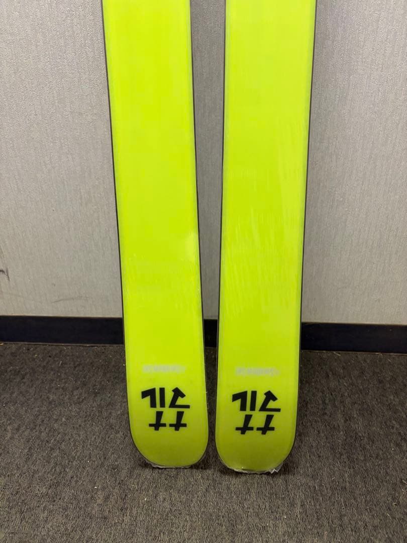 スワロースキー　ナナマル 板のみ新品