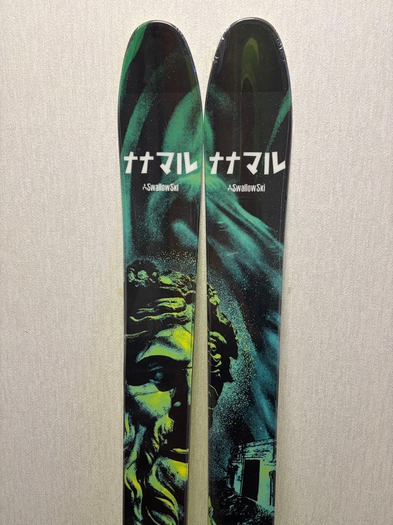 スワロースキー　ナナマル 板のみ新品