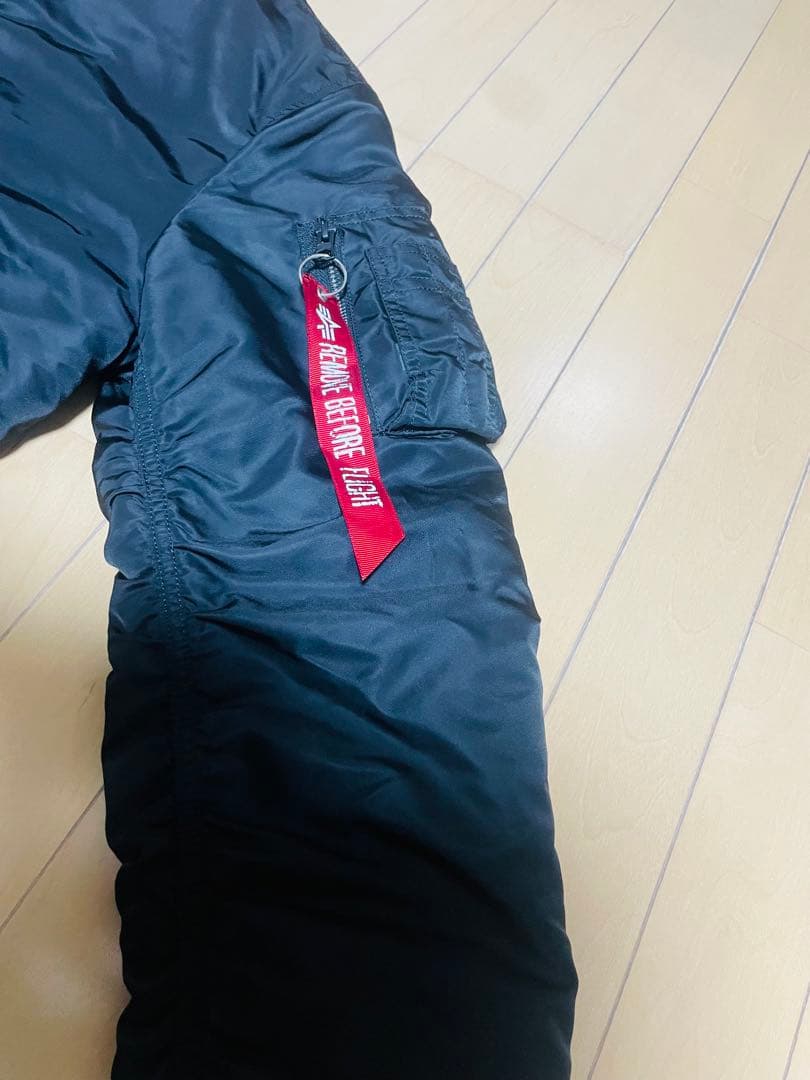ALPHA INDUSTRIES MA-1 Lサイズ　黒ブラック