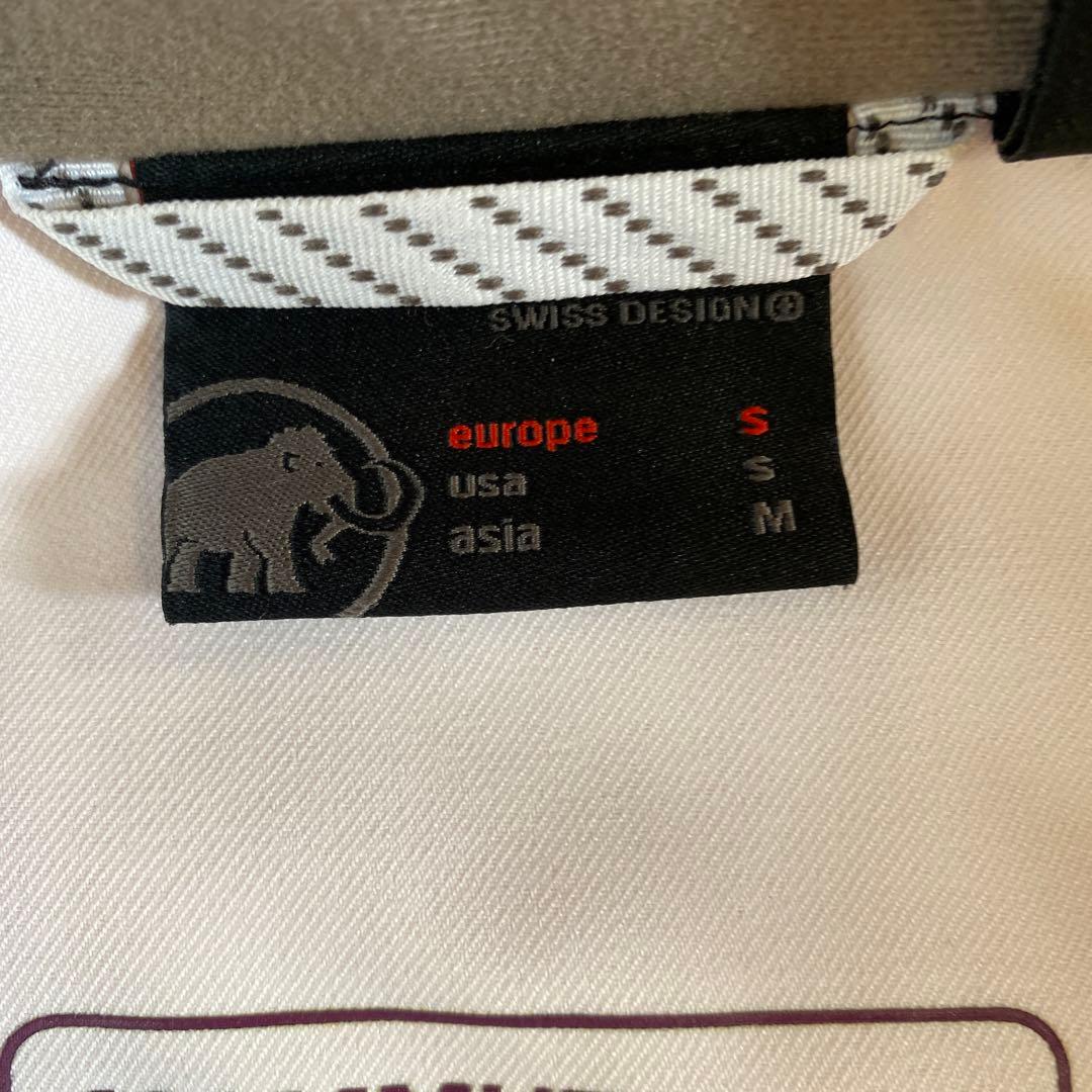 マムートのスキーウェア上サイズMパンツサイズS