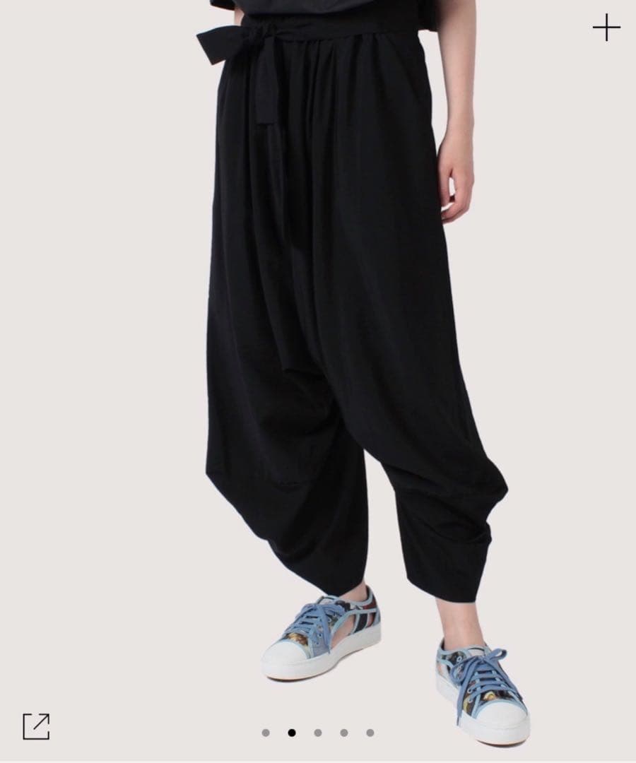 4月で終了！Vivienne Westwood サルエルパンツ