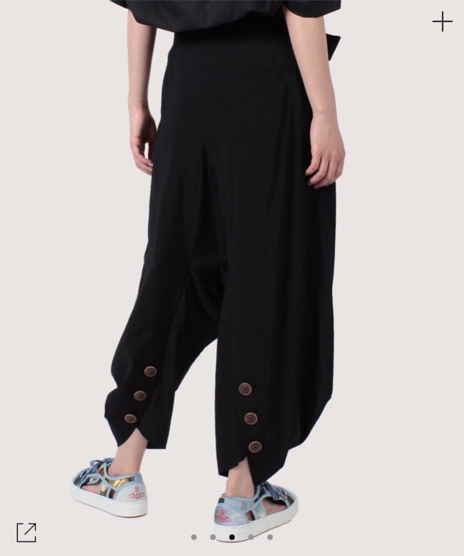 4月で終了！Vivienne Westwood サルエルパンツ