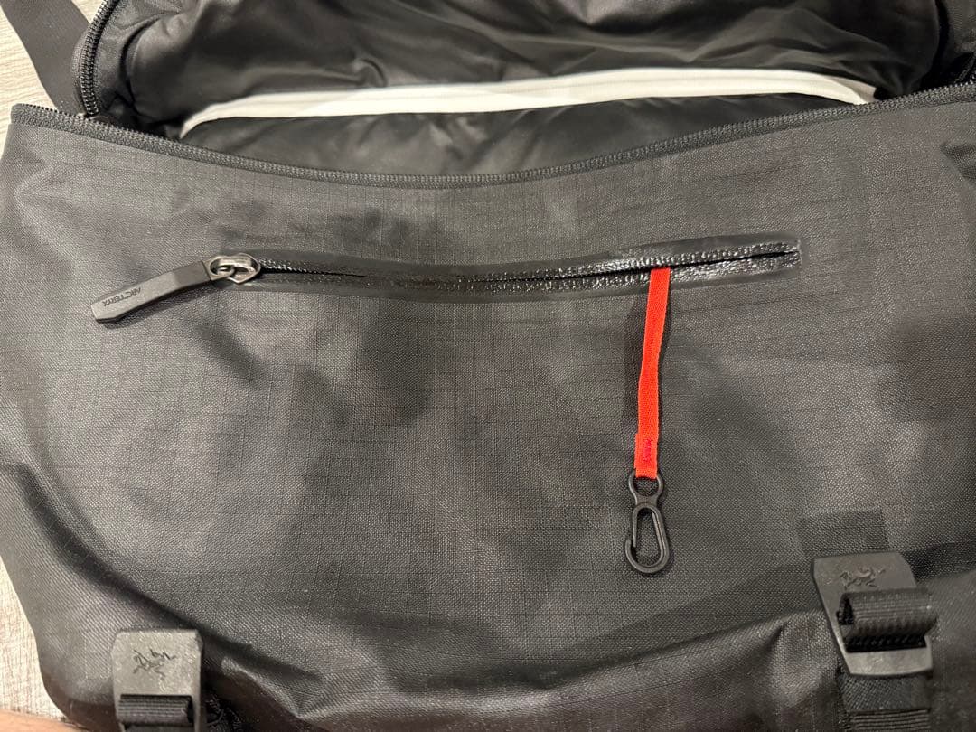 アークテリクス Granville 10 Courier Bag