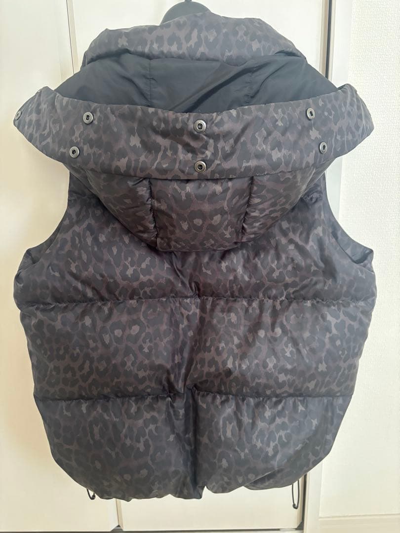 COACH ☆ヒョウ柄☆ファー付きダウンベスト