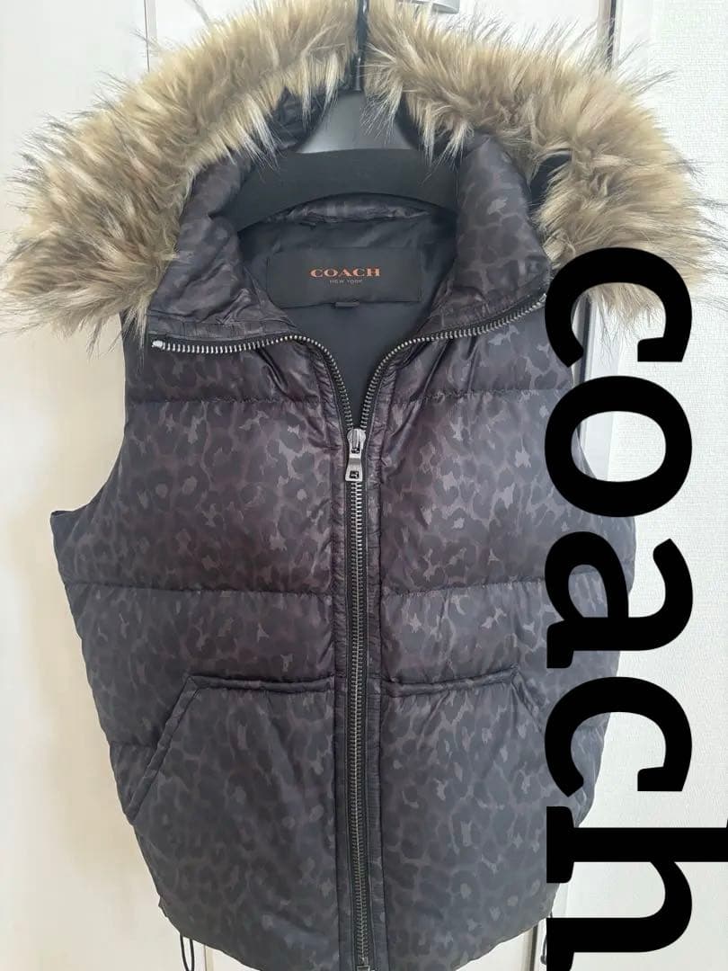 COACH ☆ヒョウ柄☆ファー付きダウンベスト