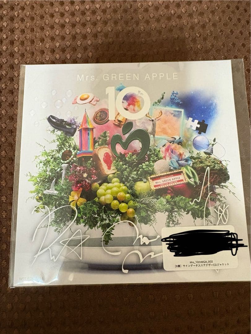 Mrs. GREEN APPLE 10 サインデータ入りカバージャケット