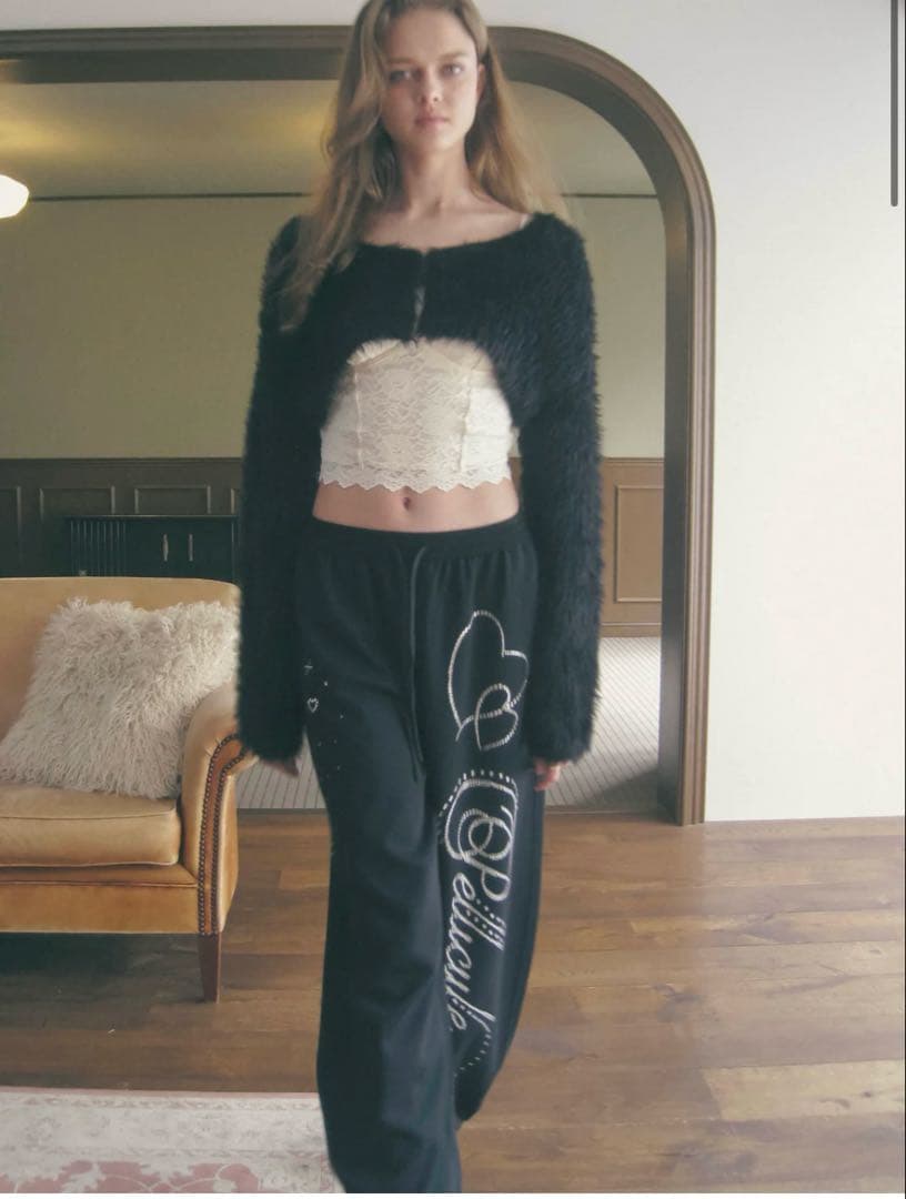 パンツ PELLICULE stone-deco sweat pants