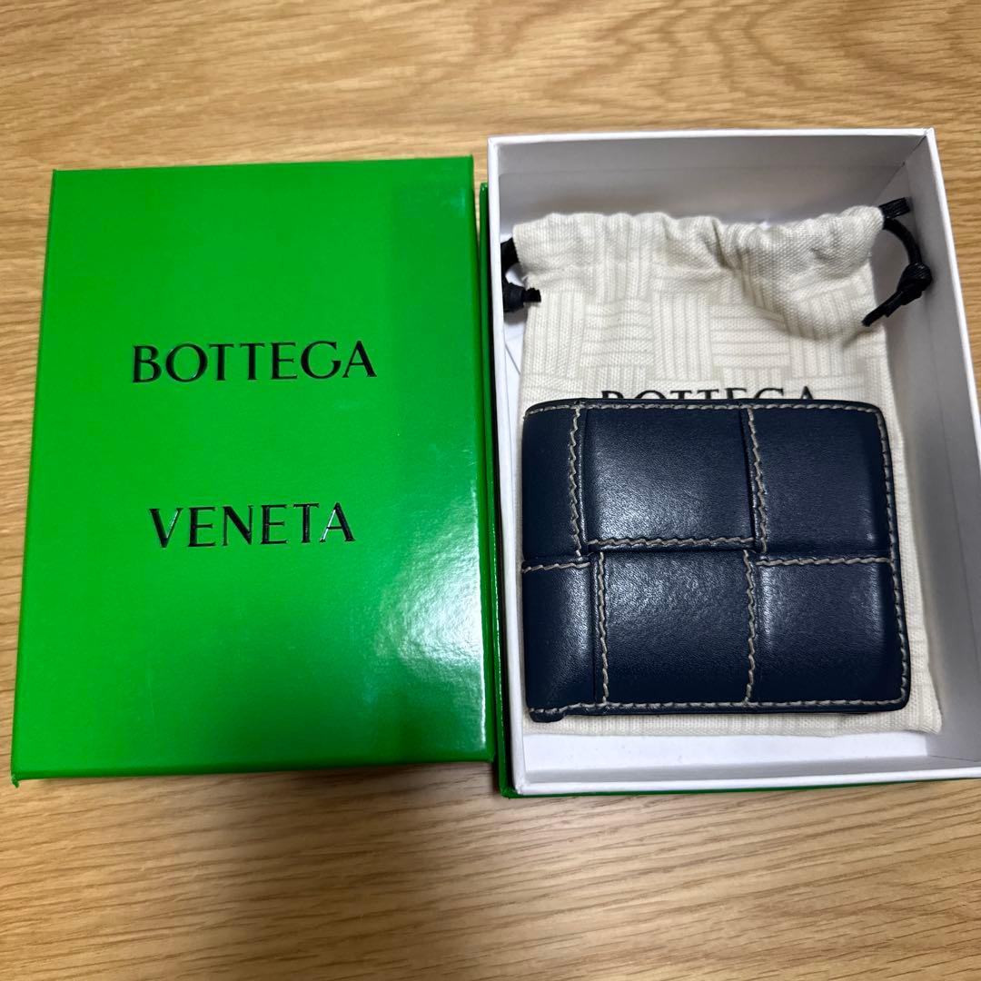 BOTTEGA VENETA ボッテガ　二つ折り財布