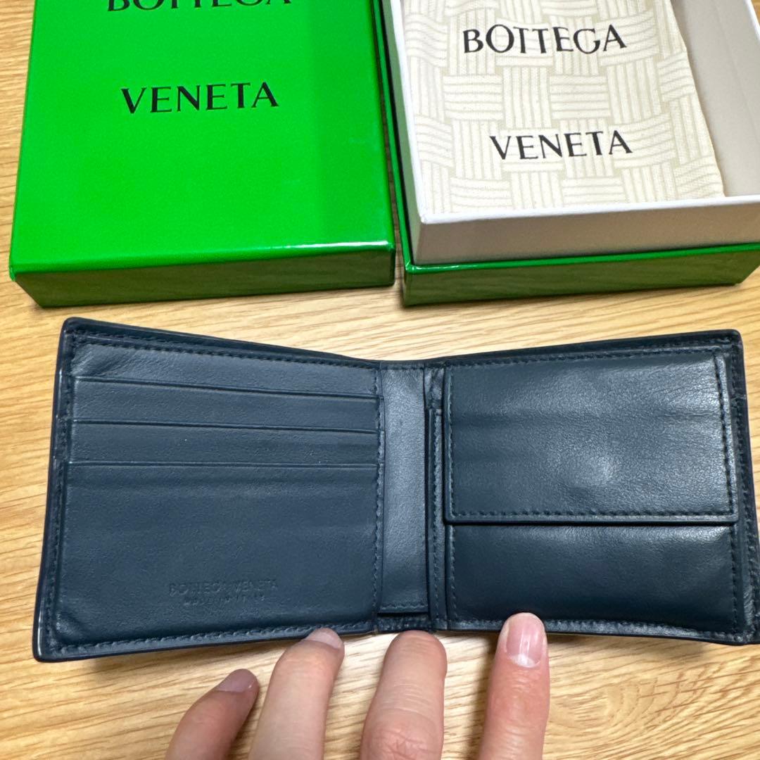 BOTTEGA VENETA ボッテガ　二つ折り財布