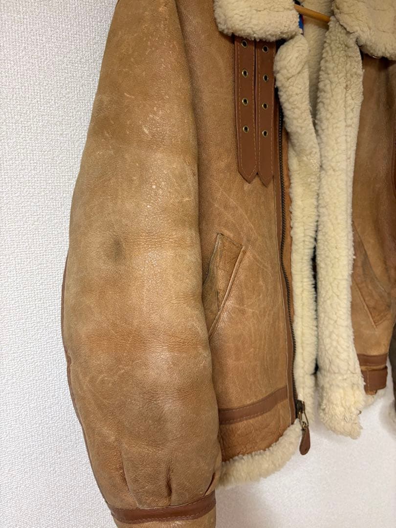 レアカラーSchott ショット B-3 リアルムートン フライトジャケット