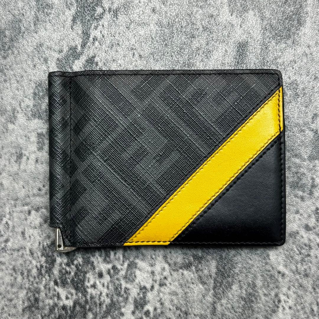 美品✨フェンディ マネークリップ ズッカ ダイアゴナル 折り財布 黒