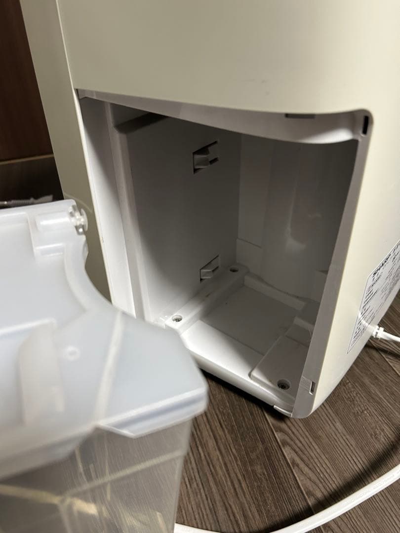 【動作確認済】シャープ 除湿機 CV-L71-Wプラズマクラスター　2022年製