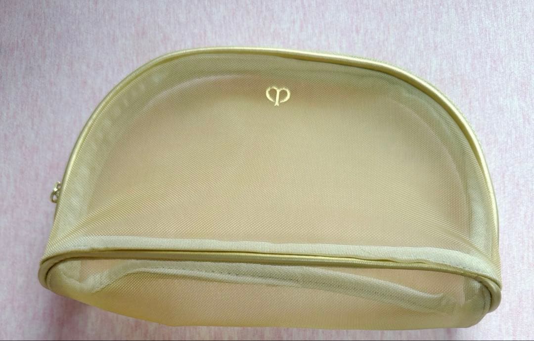 クレドポーボーテ♡ラ・クレーム♡特製サイズラディアンス+ ポーチ