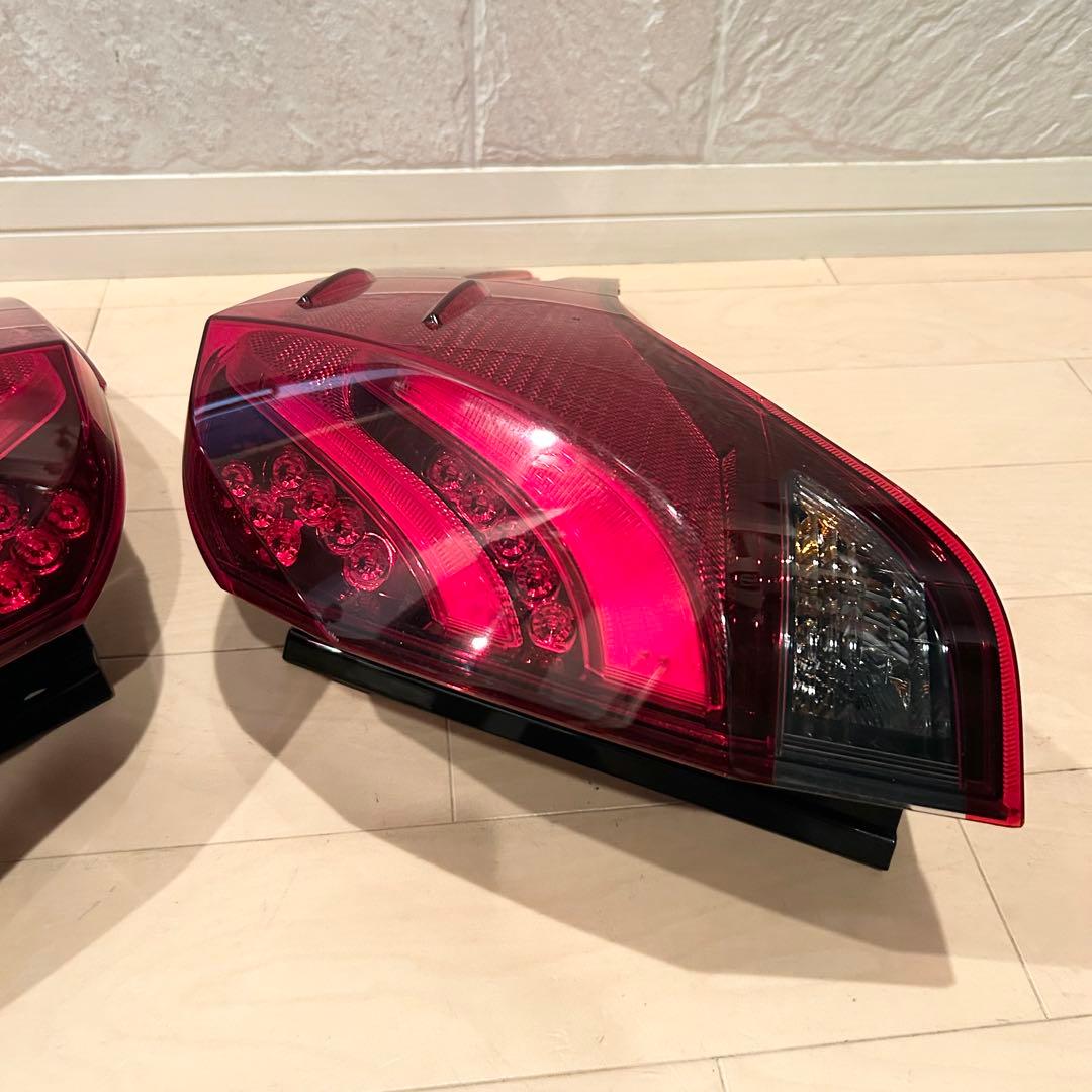 【美品】30アルファード前期 テールランプ セット 純正品