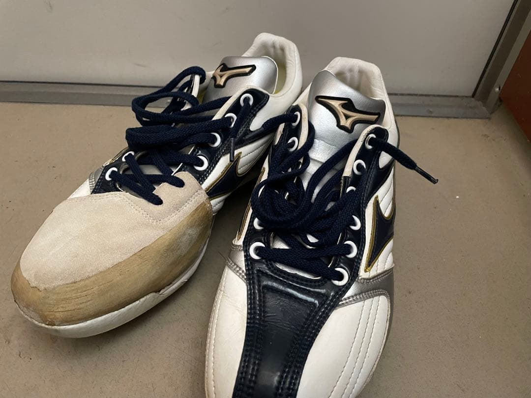 Mizuno オーダースパイク　ホワイト/ネイビー