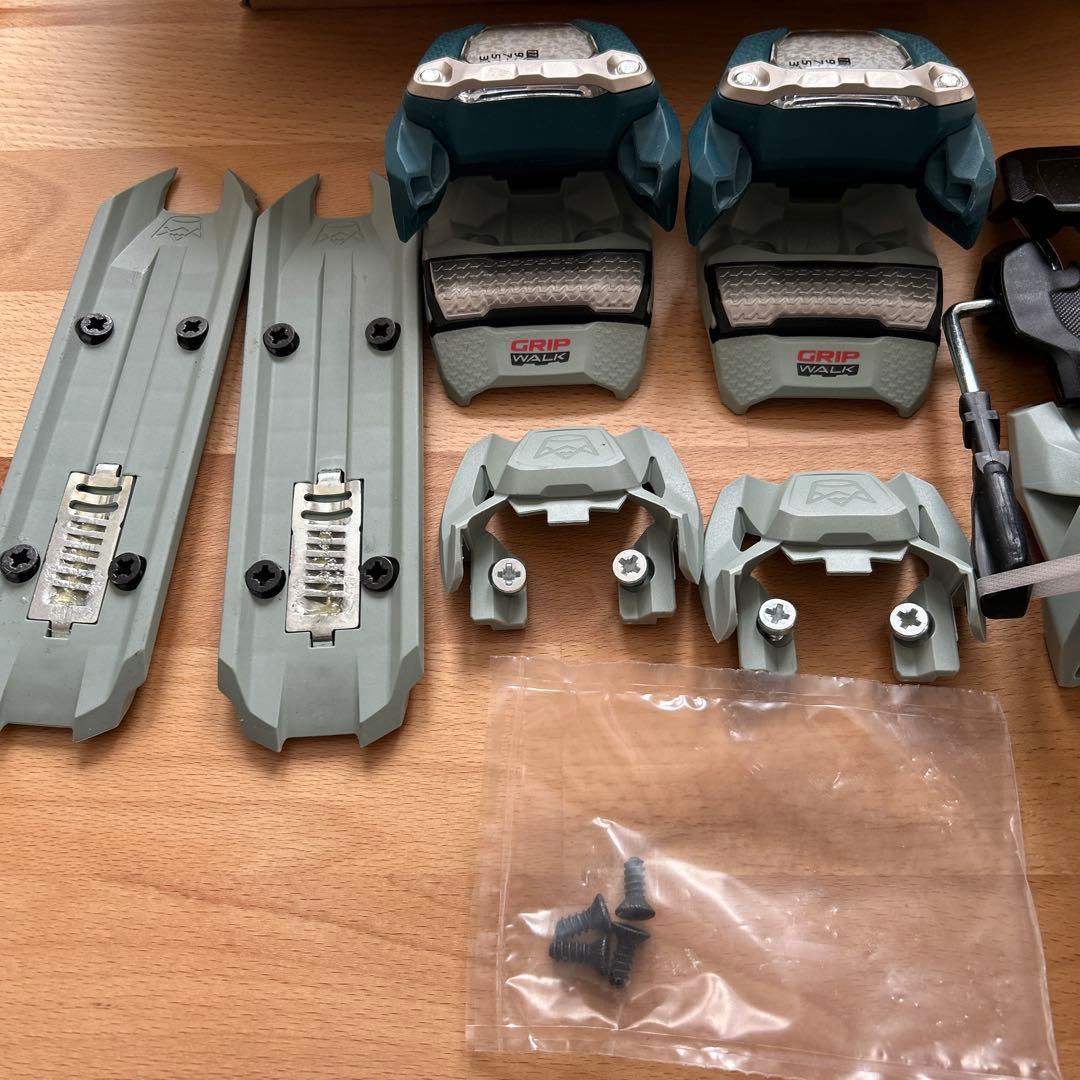 しろやぎさん限定！片方のヒールの部分がないですご注意ください！