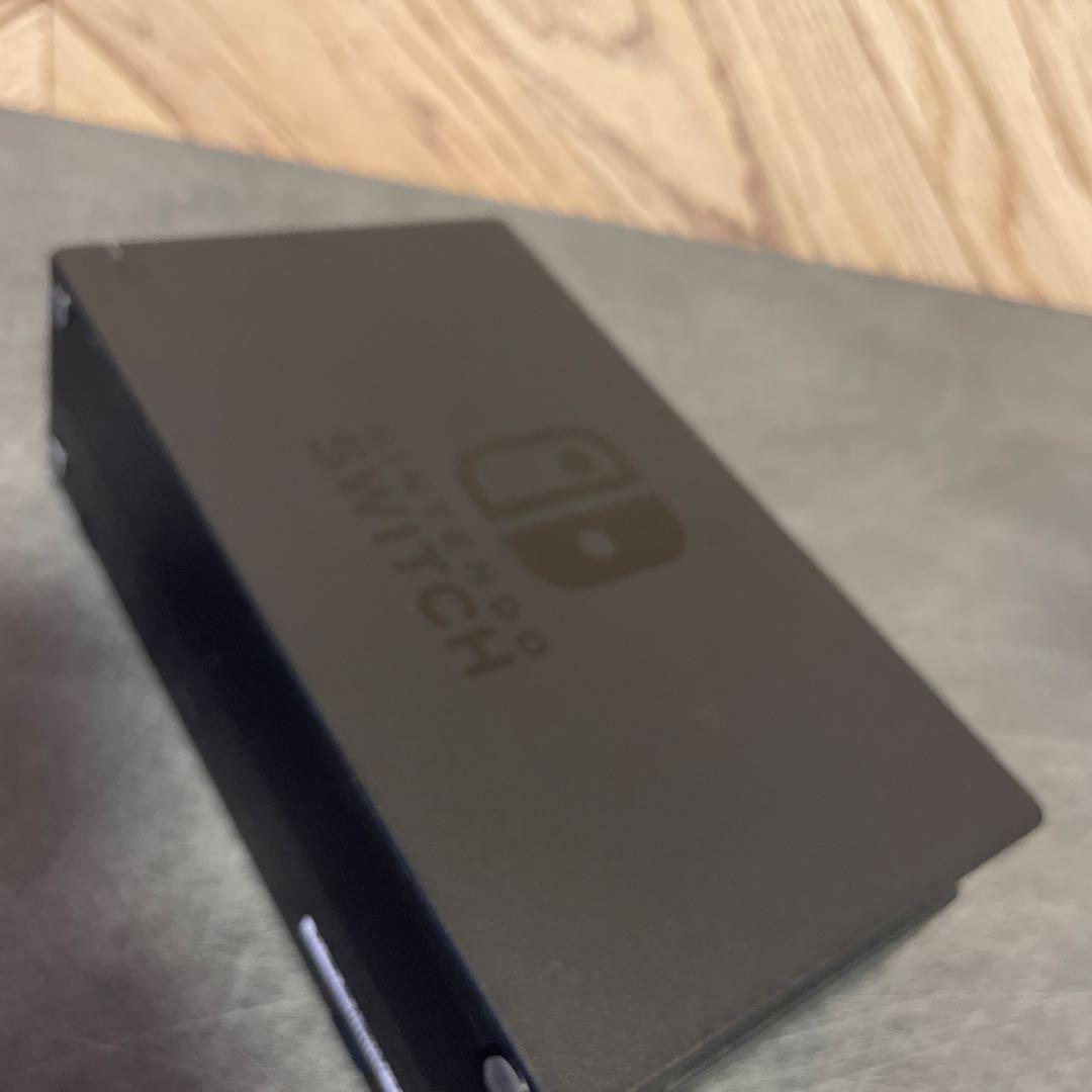 ニンテンドーswitch本体 & 収納ボックス