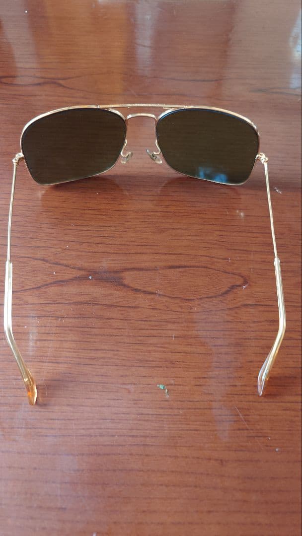 Ray-Ban ゴールド サングラス