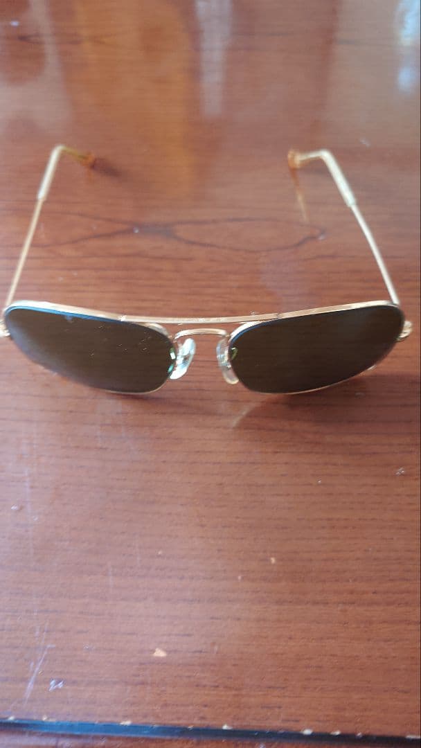 Ray-Ban ゴールド サングラス