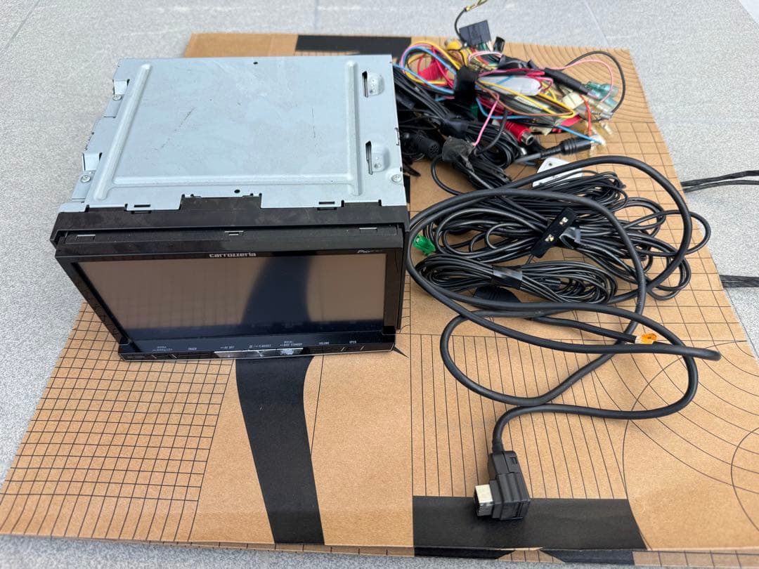 Pioneer AVIC-ZH0009 Bluetoothカーナビ