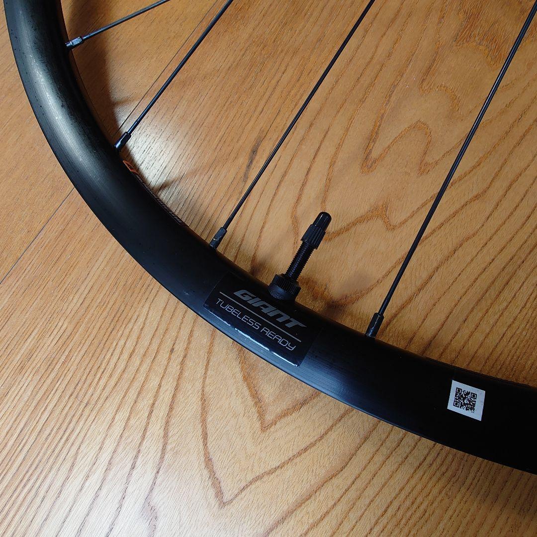 ジャイアント P-R2 アルミホイール 2025 TCR用ローター、エアバルブ付