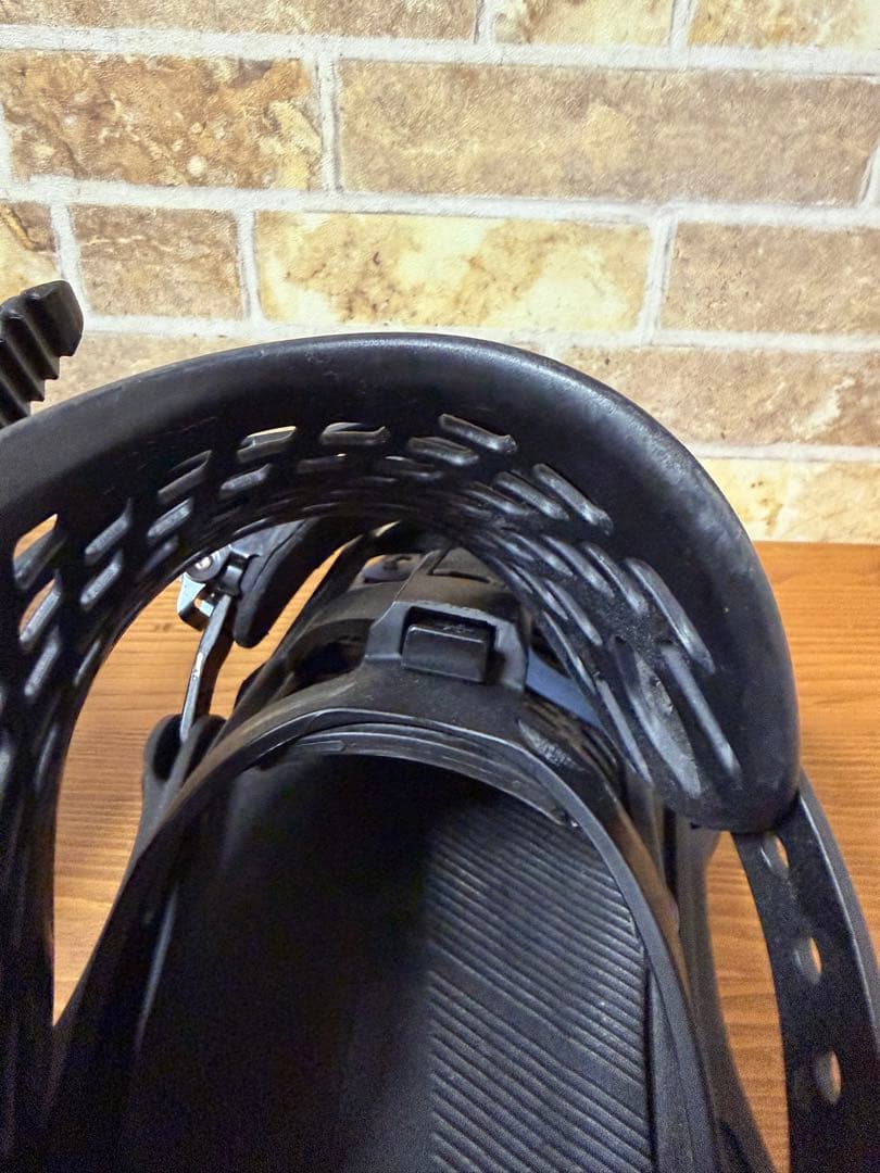 Burton Genesis Re:Flex Mサイズ 15-16モデル