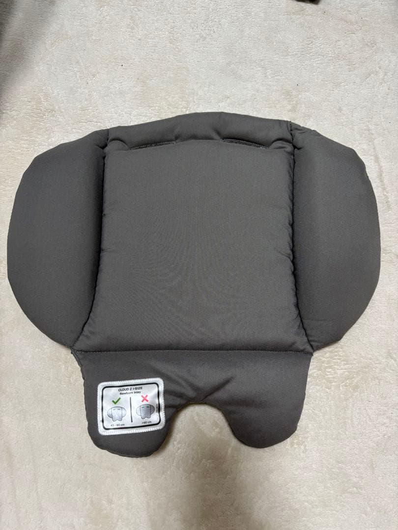 【セット販売】サイベックス Cloud Z i-Size ベビーシート、ベースZ