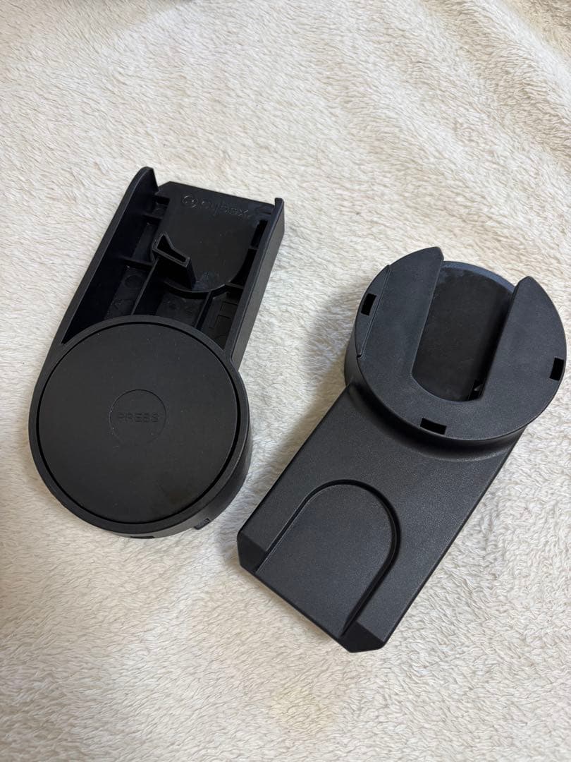 【セット販売】サイベックス Cloud Z i-Size ベビーシート、ベースZ