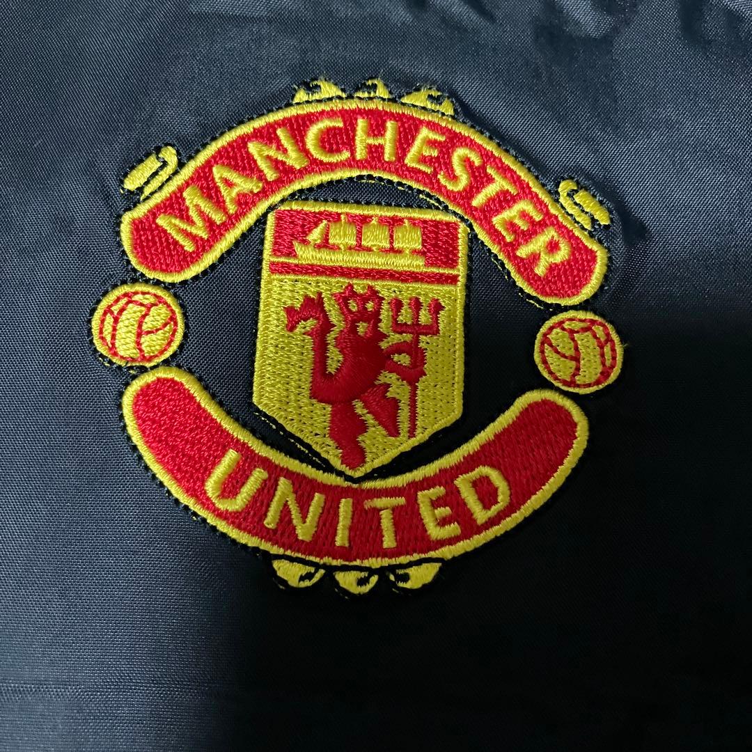 コロンビア　マンチェスターユナイテッド　L ウィンドブレーカー