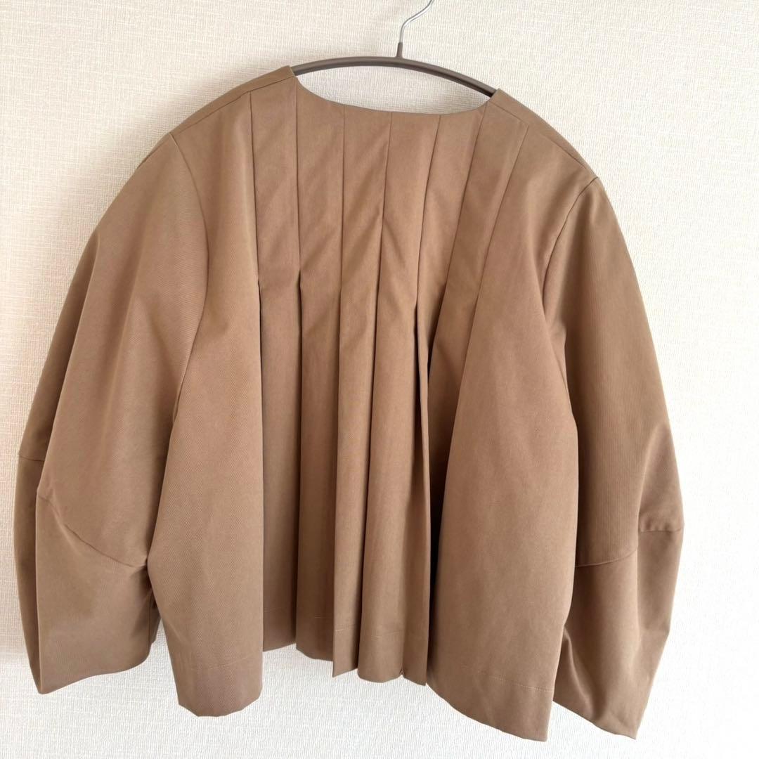 水曜日まで出品♪TREFLE＋1トレフル　プリーツチノジャケット