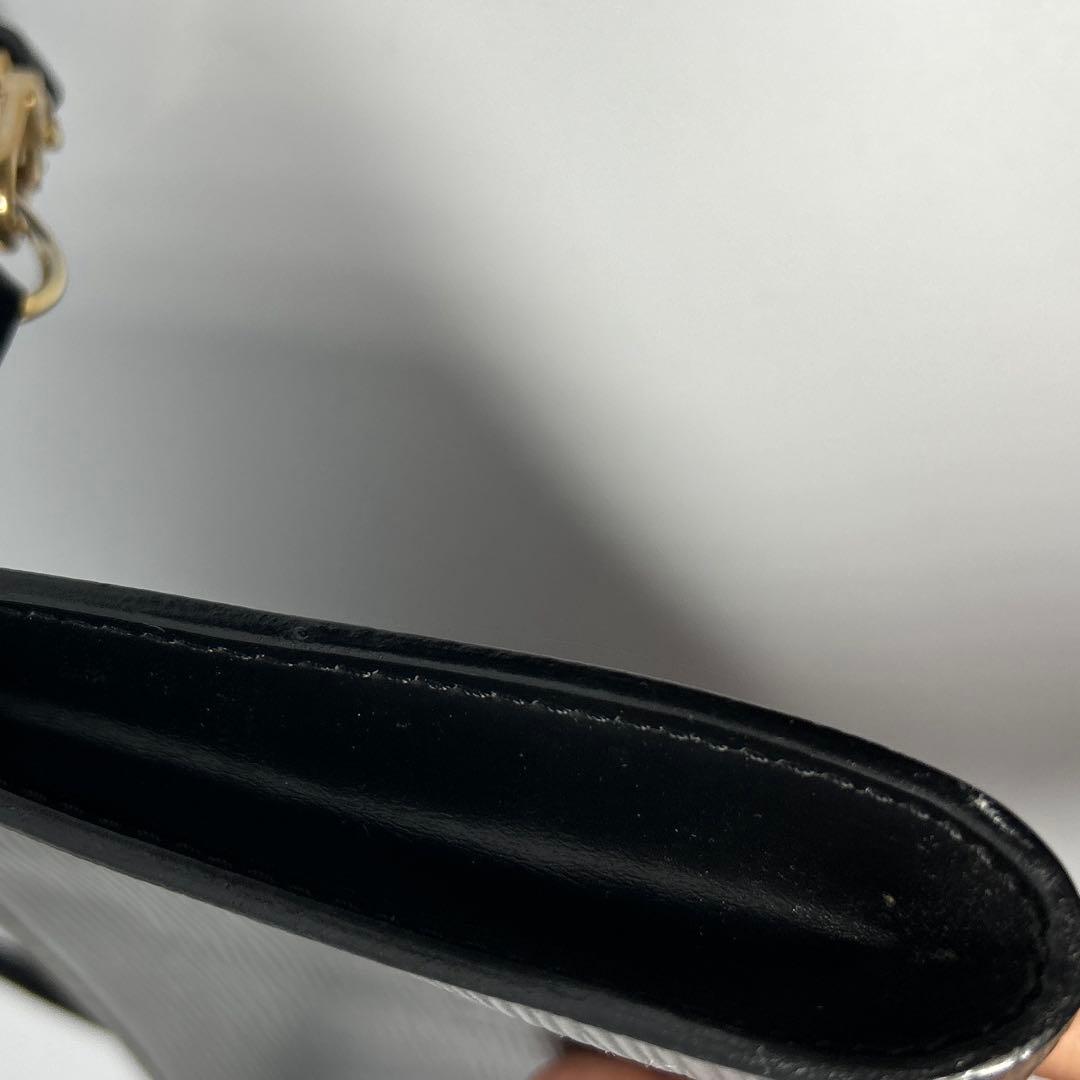 ルイ ヴィトン LOUIS VUITTON アクセソワール エピレザー