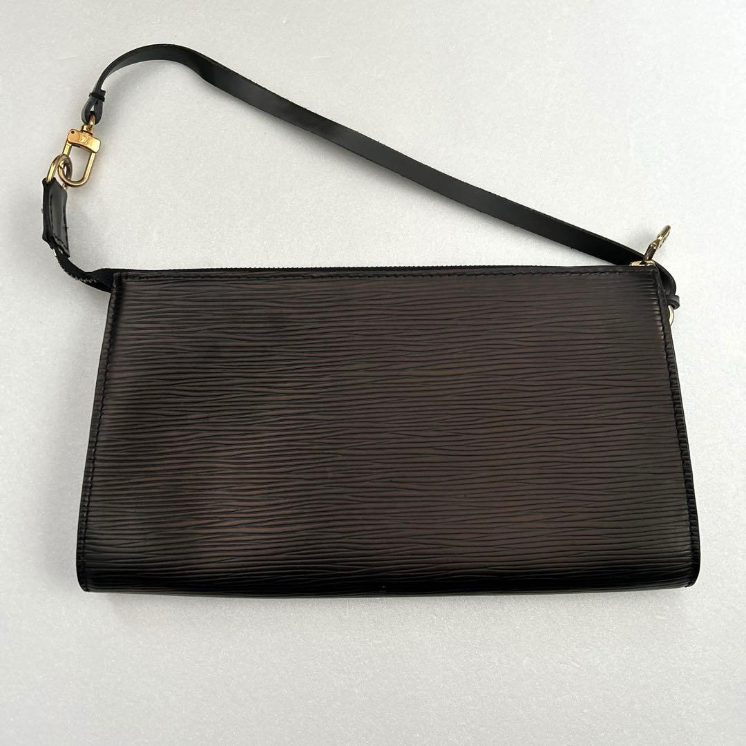 ルイ ヴィトン LOUIS VUITTON アクセソワール エピレザー