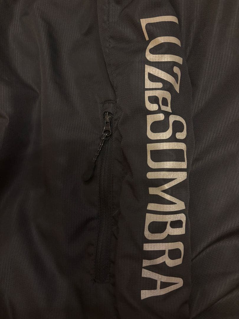 とみー　ルースイソンブラ