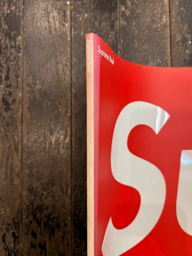 Supreme Book vol 1　2005　ステッカー付