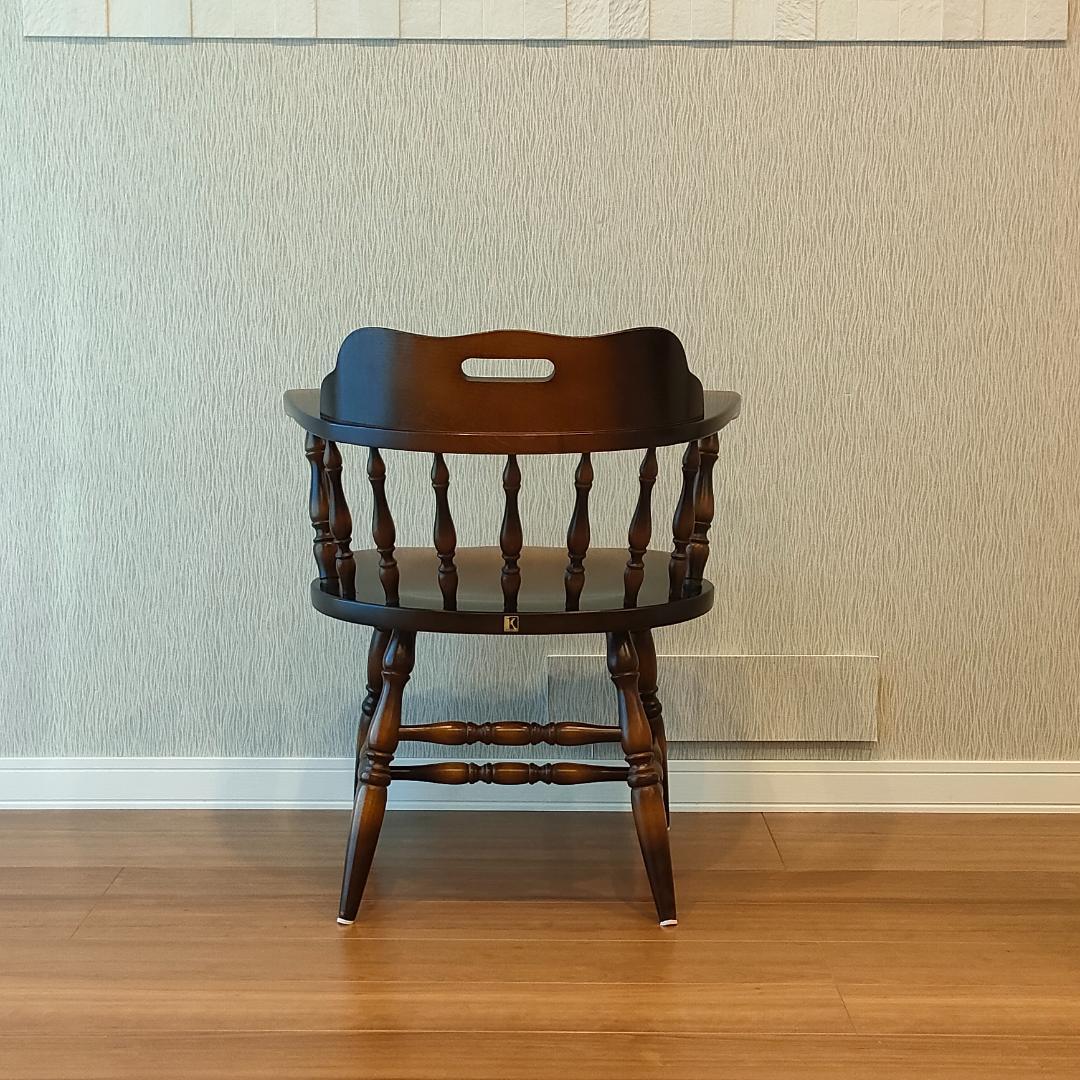 飛騨産業　アームチェア　ダイニングチェア　持ち手　ろくろ脚①