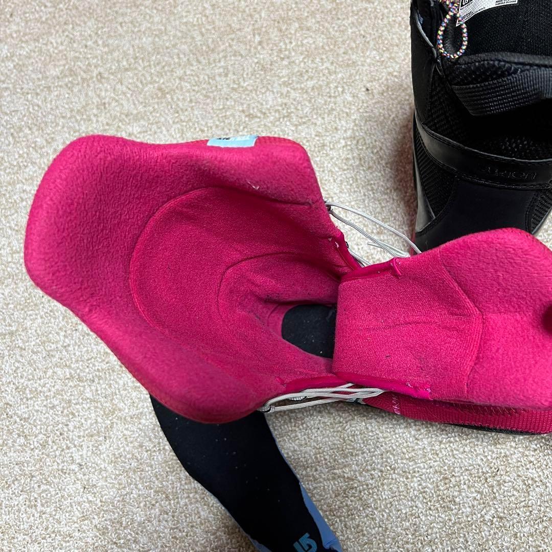 人気モデル Burton スノーボードブーツ　MINT アジアンフィット23.5