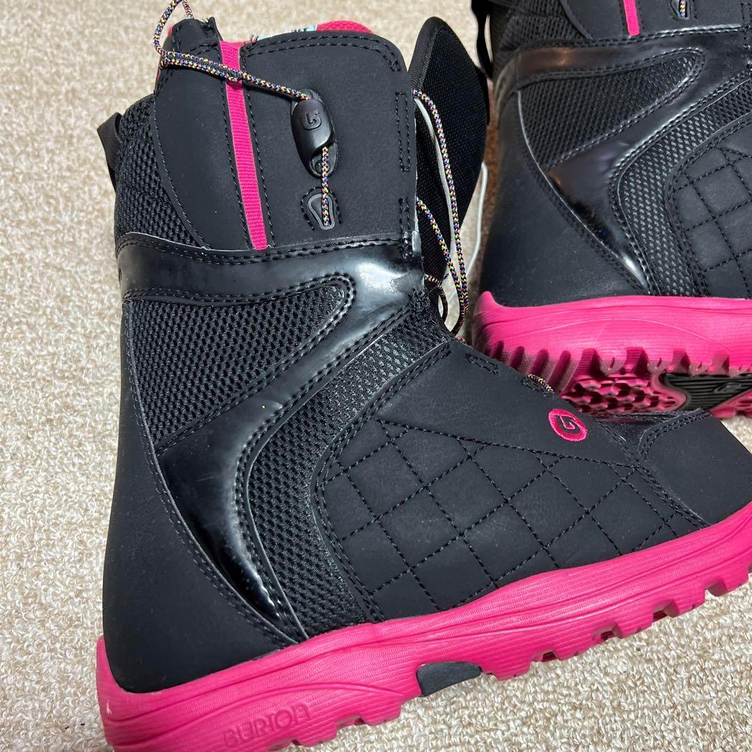 人気モデル Burton スノーボードブーツ　MINT アジアンフィット23.5