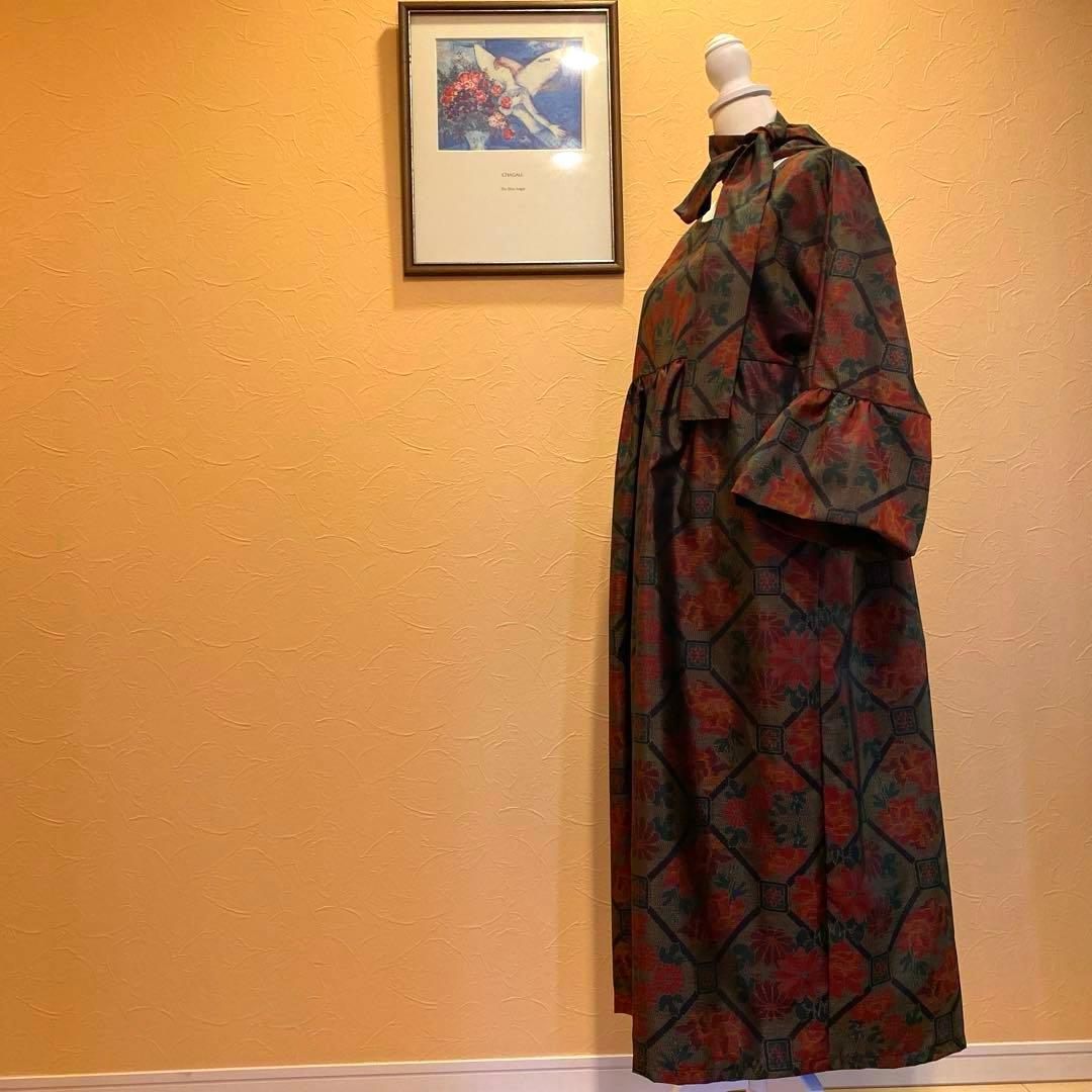 着物リメイク　大島紬ファッション　フリル袖のギャザーワンピース　マキシ丈