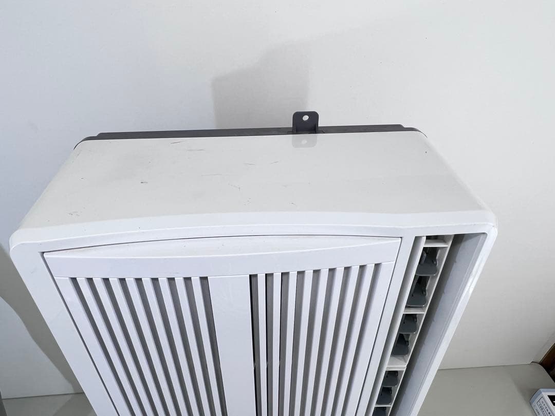 窓用クーラーKOIZUMI KAW-1602 2020年製