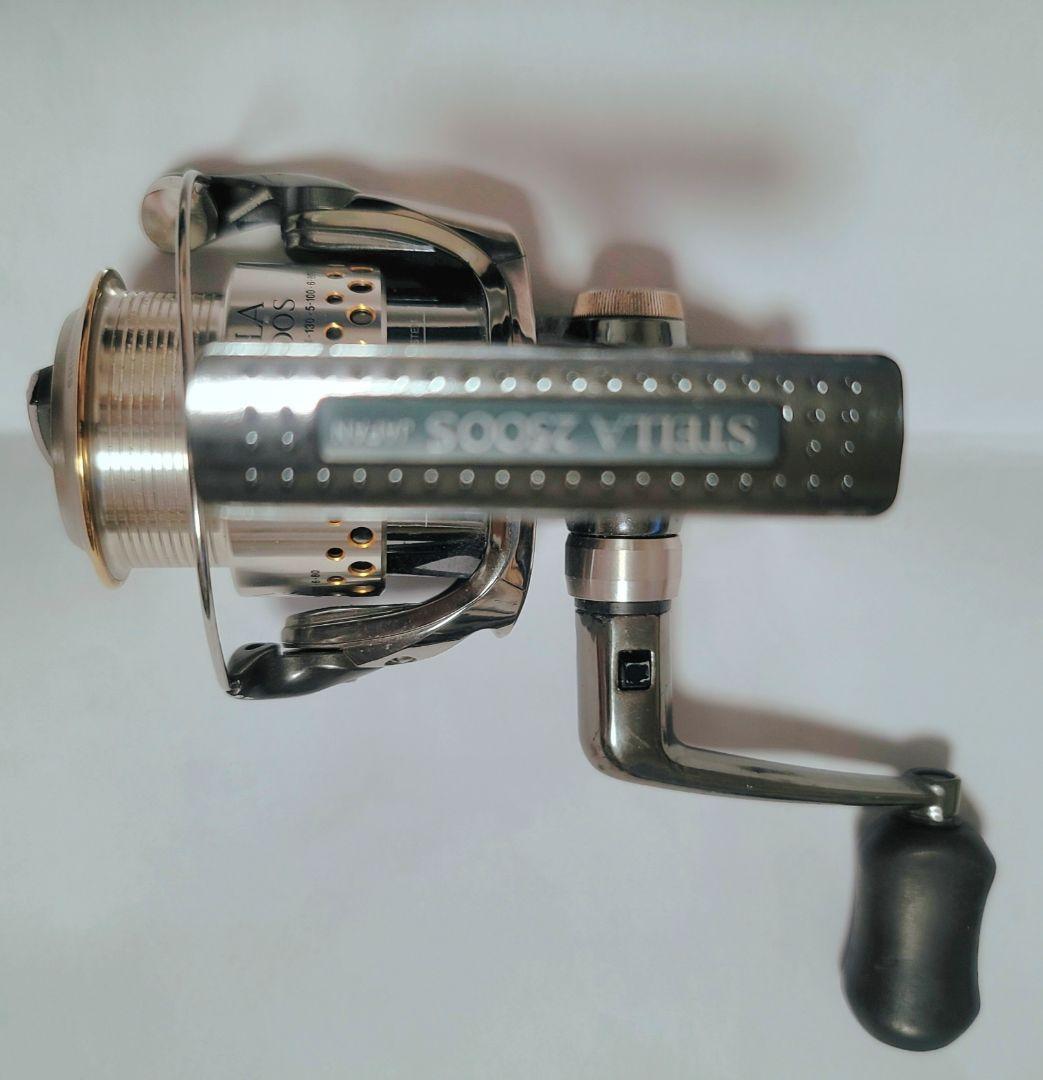 STELLA FW 2500S スピニングリール