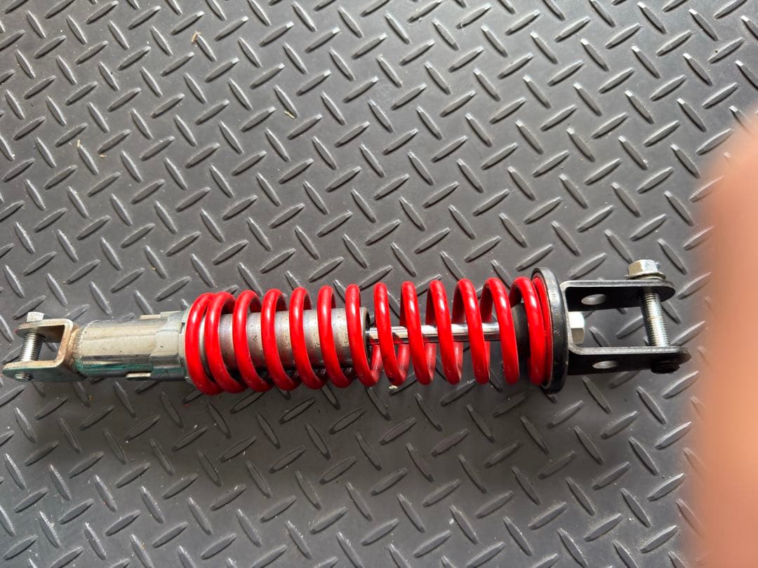 バブ、CB400T.N リアサスペンション 赤スプリング 2個セット