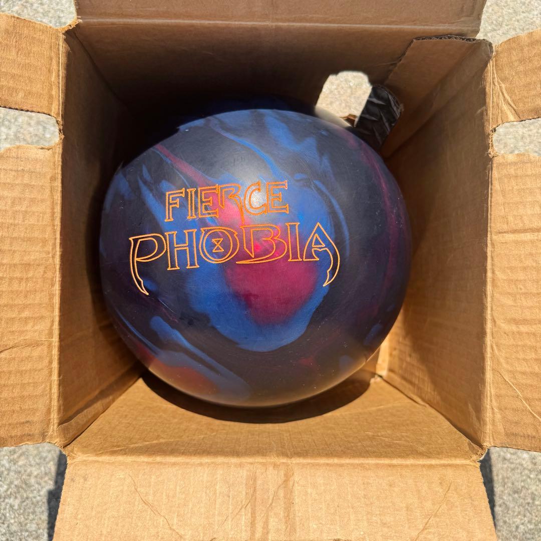 ハマー ボウリングボール 黒/赤 マーブル 15ポンド