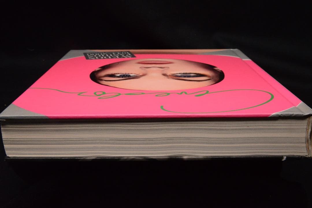 【Avedon Fashion 1944-2000】Richard Avedon