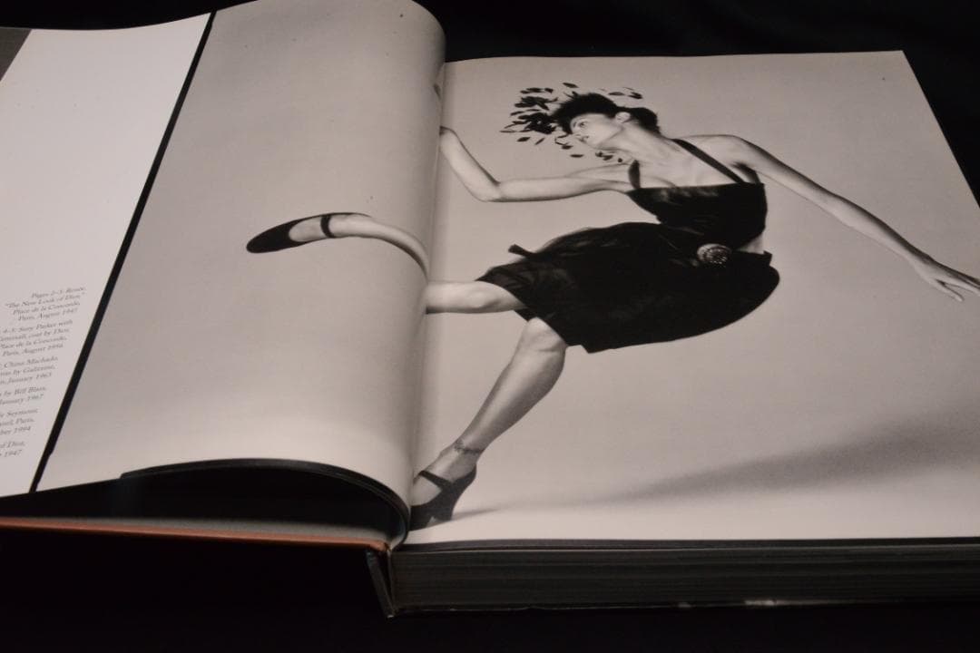 【Avedon Fashion 1944-2000】Richard Avedon