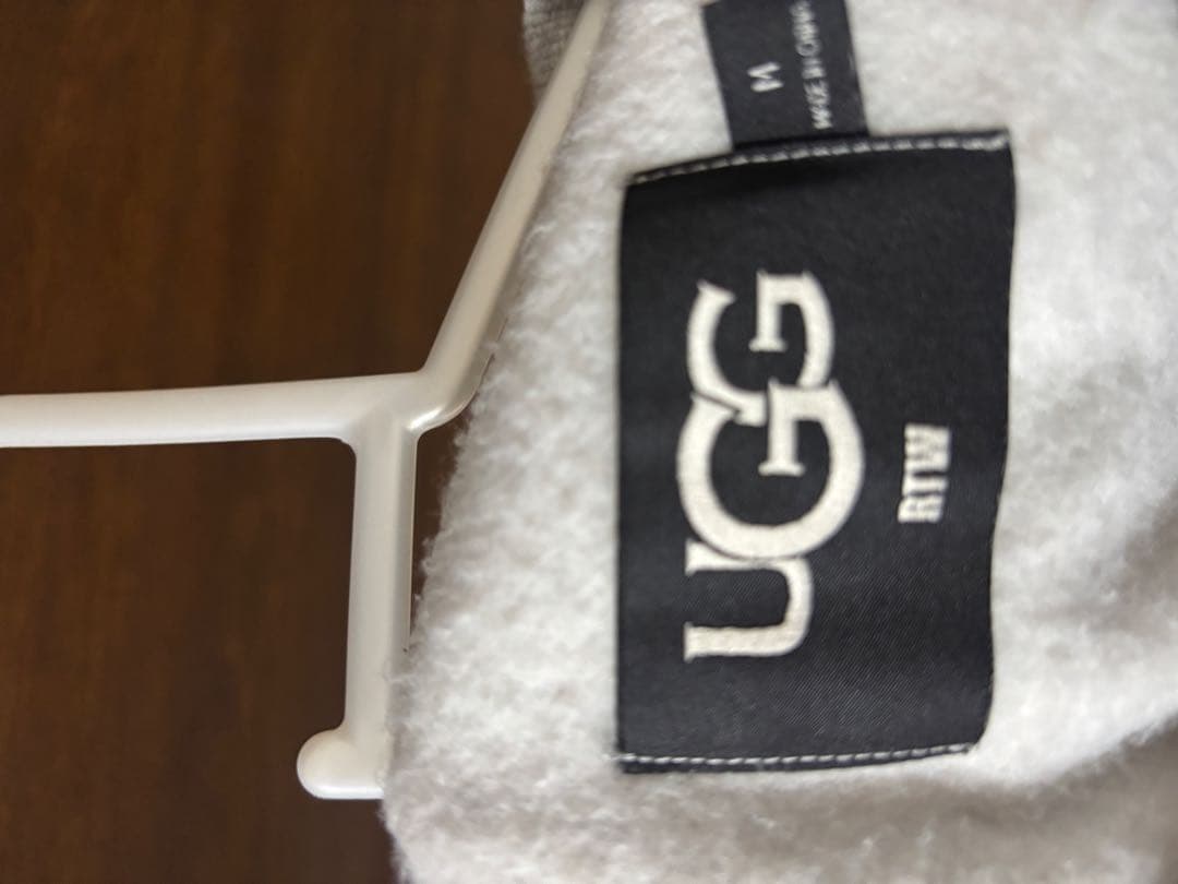 UGG グレー スウェット トレーナー