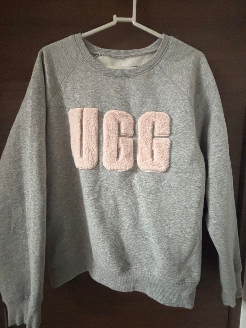 UGG グレー スウェット トレーナー