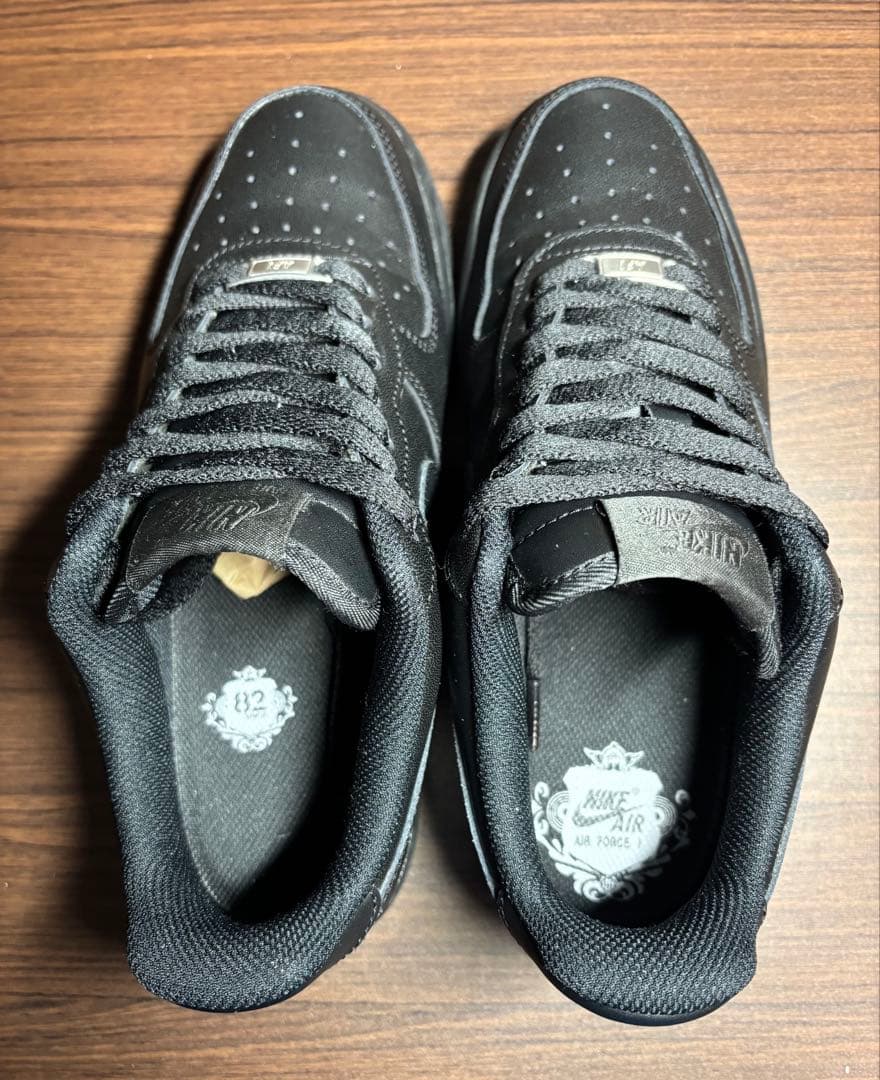 ナイキ ウィメンズ エアフォース1 ロー 07 ブラック　美品size25.0㎝