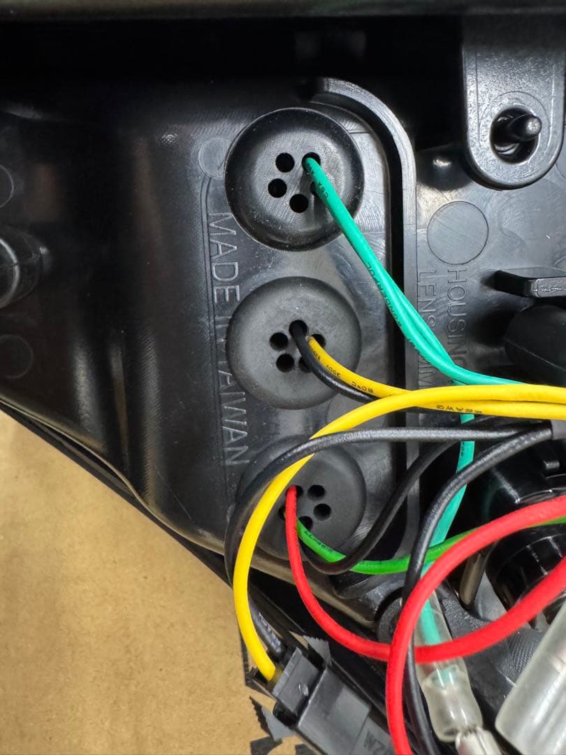 新品未使用 アルファード/ヴェルファイア30系 前期後期 ファイバーLEDテール