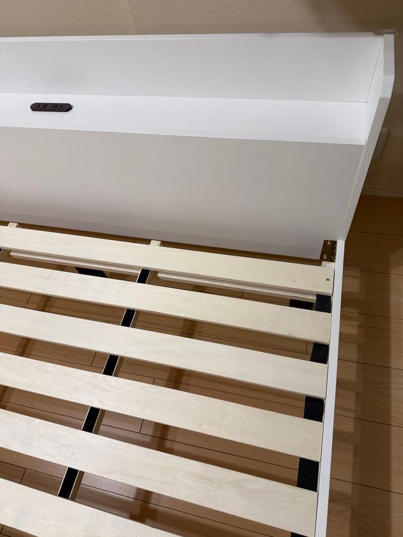 《美品》ニトリ ダブル ベッド ベッドフレーム すのこ 棚付 ホワイト 引取限定